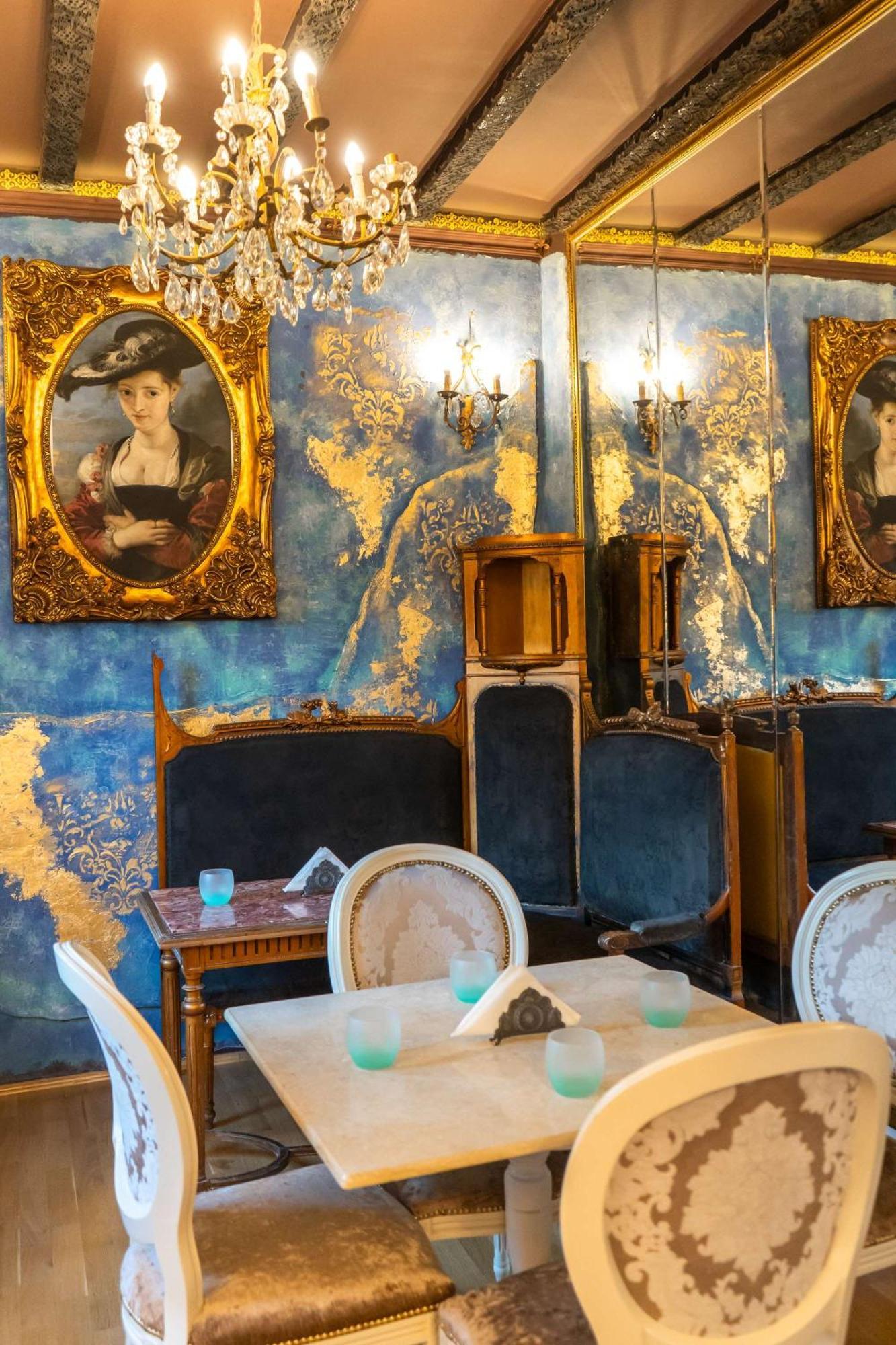 Conacul Coroanei Luxury Boutique Hotel Bükreş Dış mekan fotoğraf