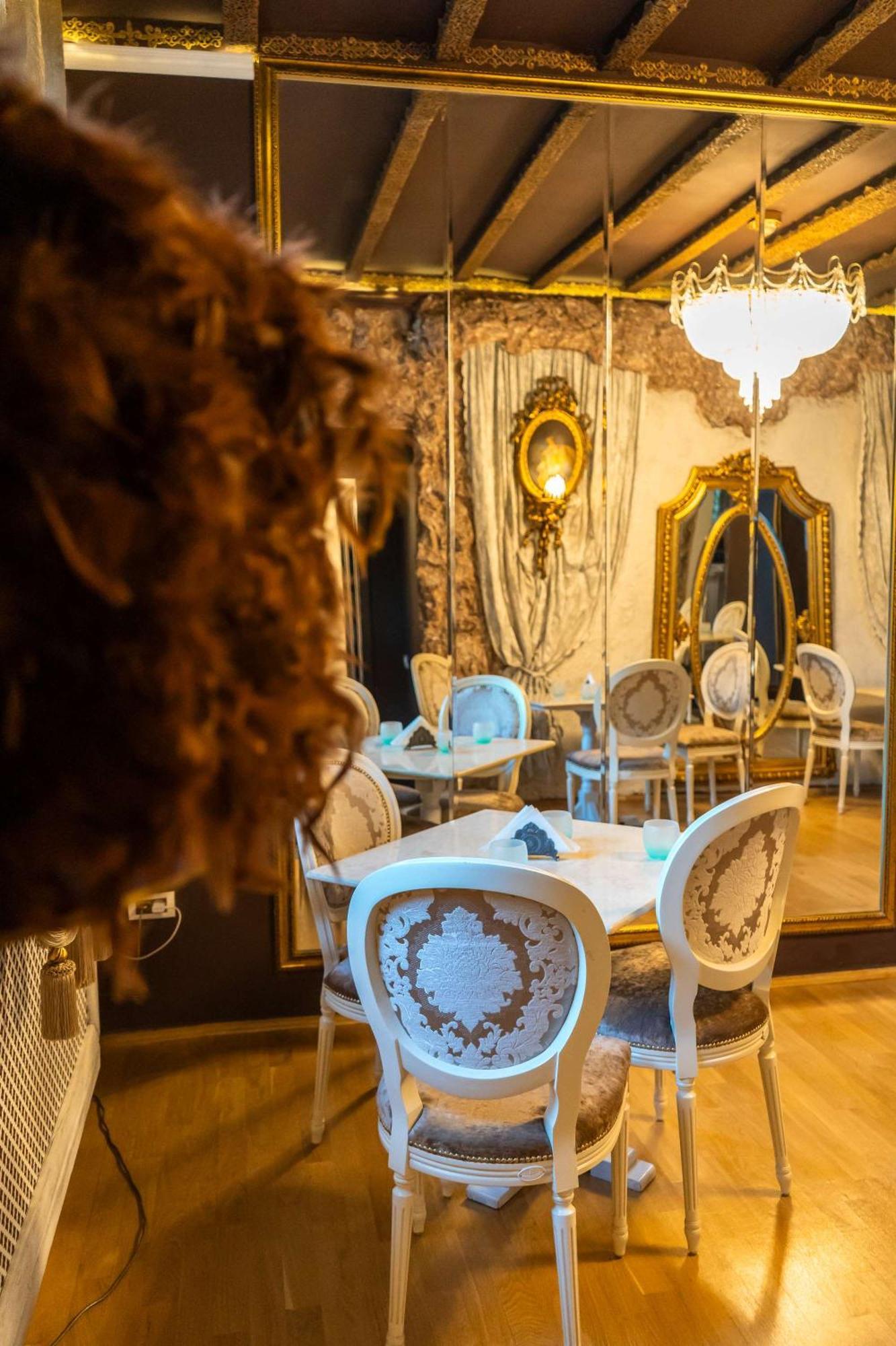 Conacul Coroanei Luxury Boutique Hotel Bükreş Dış mekan fotoğraf