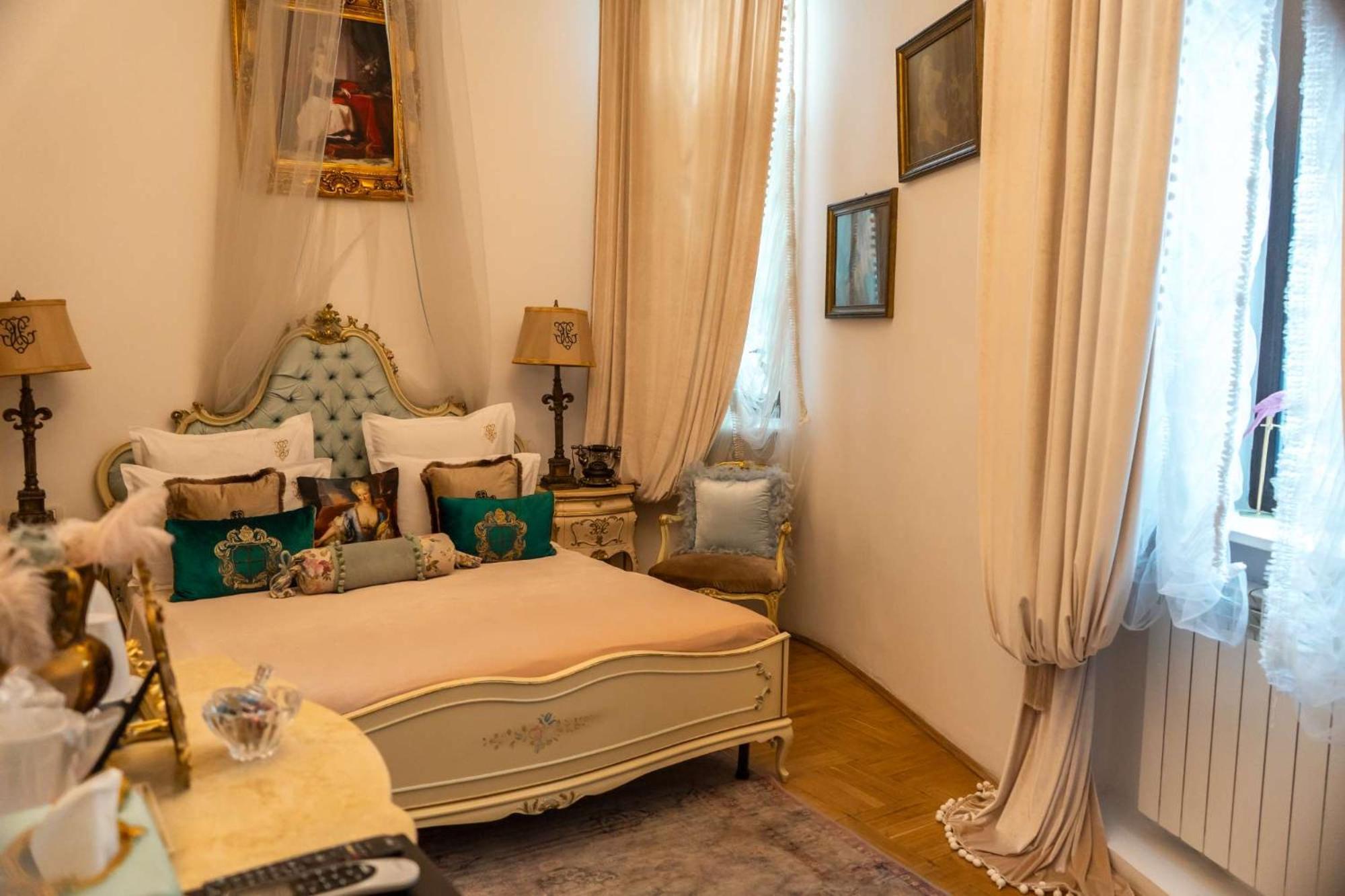 Conacul Coroanei Luxury Boutique Hotel Bükreş Dış mekan fotoğraf